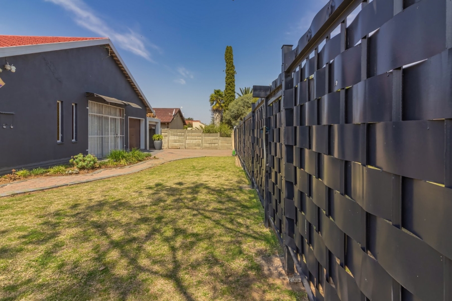3 Bedroom Property for Sale in West Park Free State